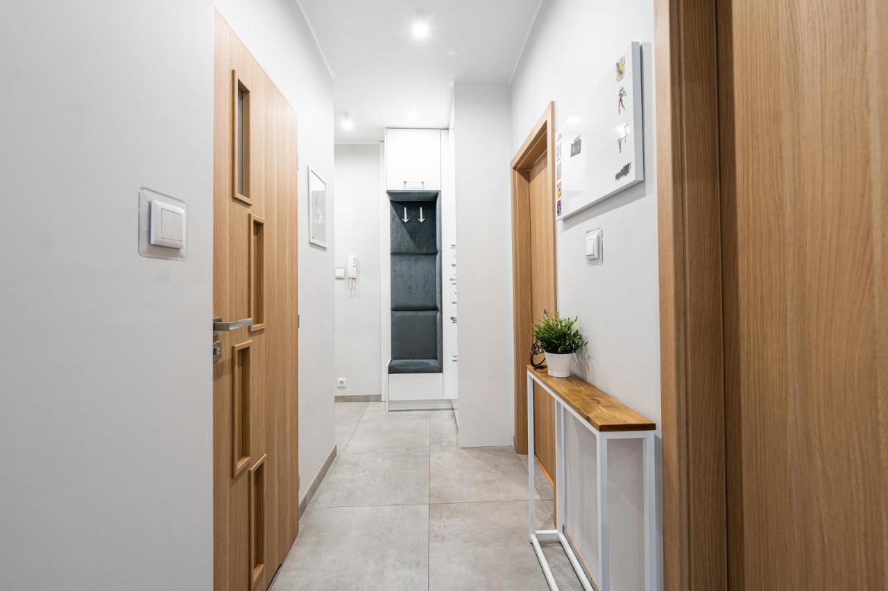 Apartment Bluebird Katowice Near Spodek Mck & City Center Exterior photo